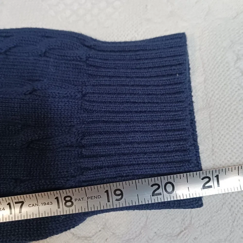 Izod Men's size XL Blue Long Sleeve Sweater